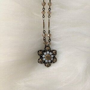 Liz Paiacios Flower Necklace